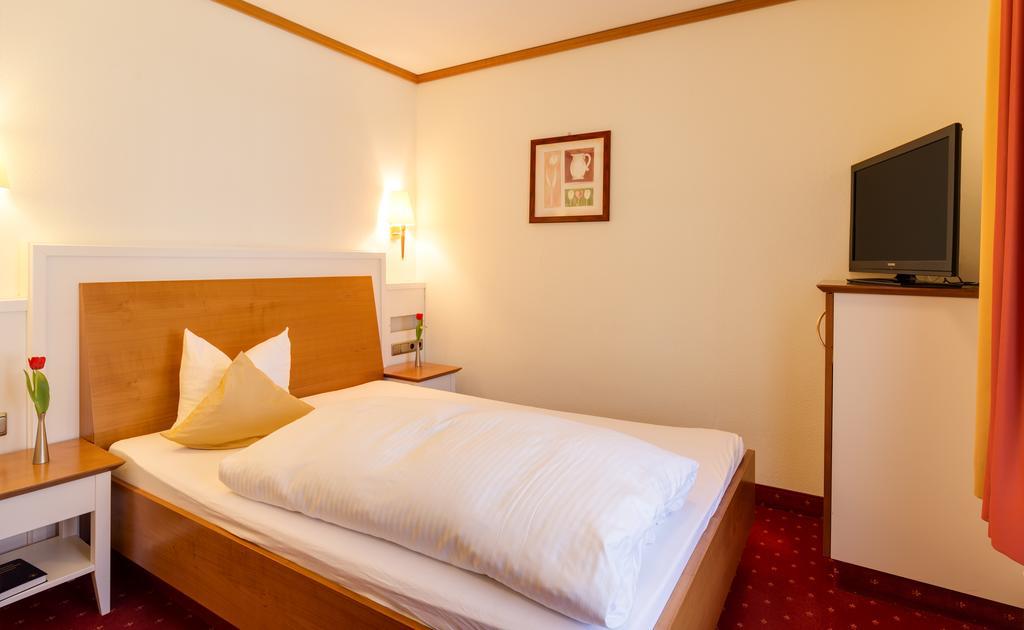 هيرشينج ام امرسي Hotel Promenade المظهر الخارجي الصورة